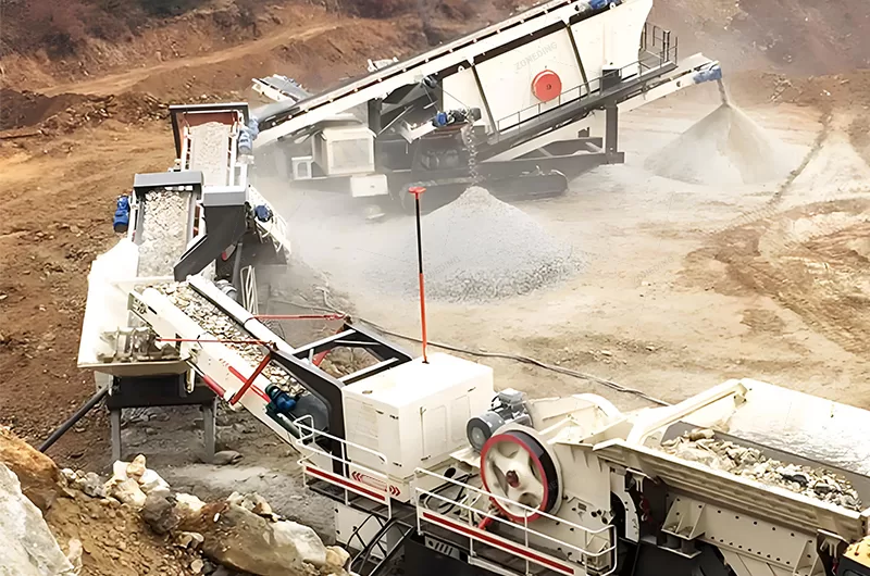 Mobile jaw crusher working site