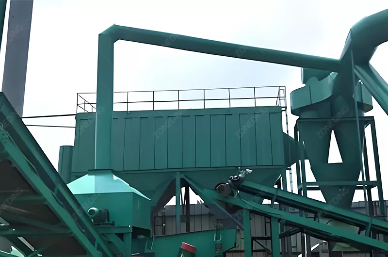Dust removal device