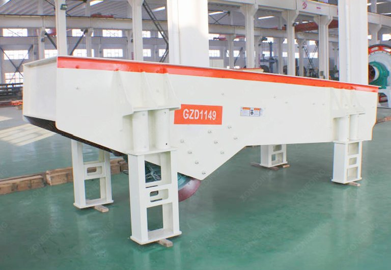 How Does a Vibrating Feeder Work & Why You...